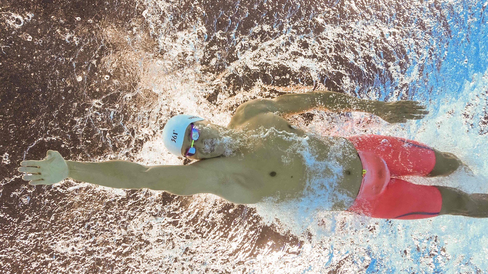 国足战胜对手，轻松取得国际赛四强资格，国足进四强了